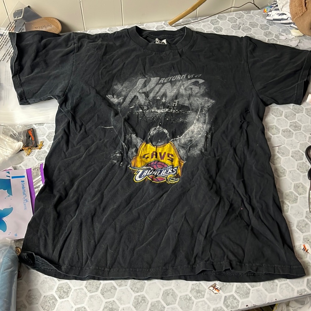 Majestic Medium Cleveland Cavaliers Return of a King Short Sleeve T Shirt